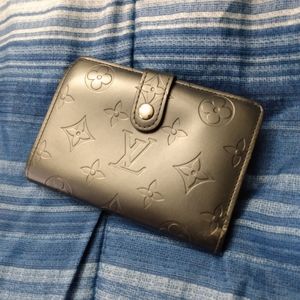 Authentic Louis Vuitton Wallet